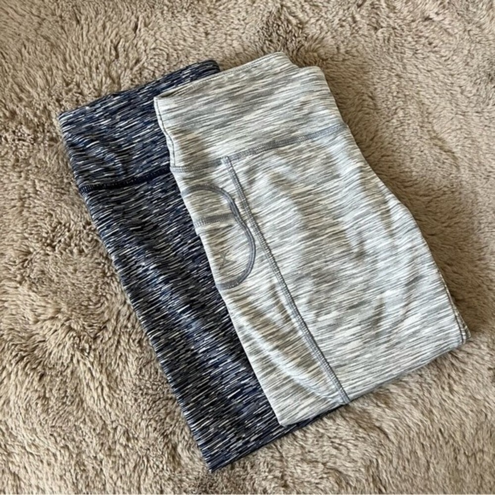 Bundle of 2 Marled Capri Leggings SZ Small